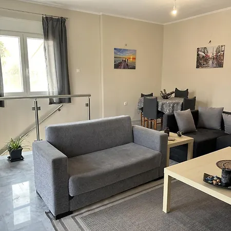 Apartment 82